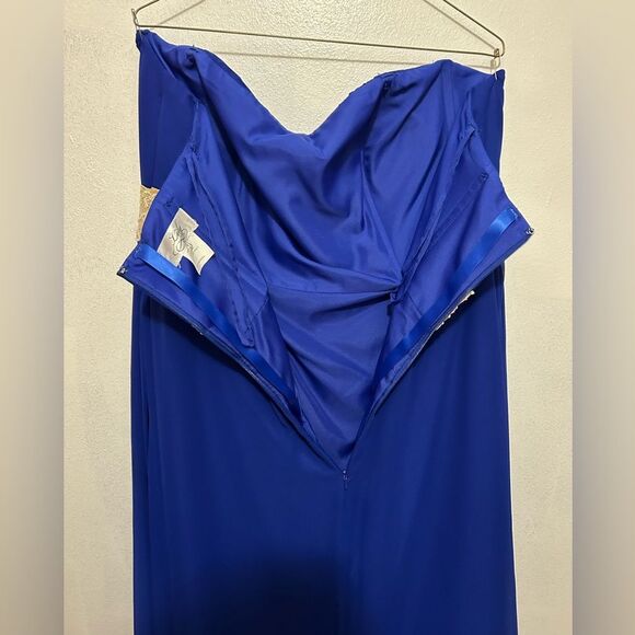 Lily formal dress size 24w - Picture 4 of 10